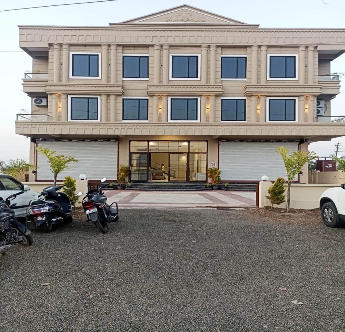 Hotel Prakhyat photo 3
