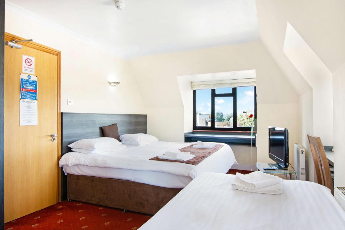 The Brent Hotel photo 3