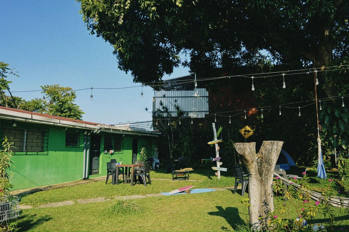 Rick's Hostel Juayua photo 1