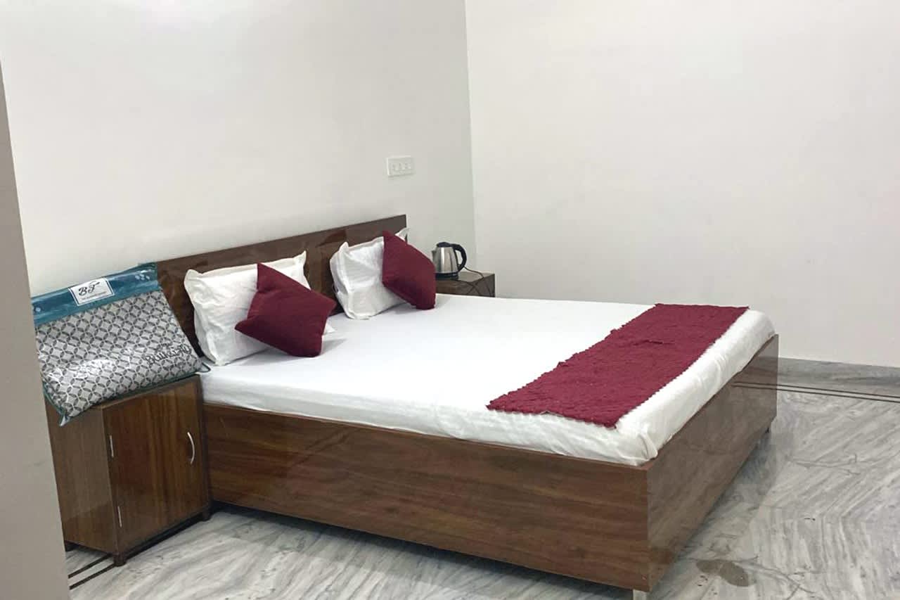 Kashi Vas Super Rooms photo 2