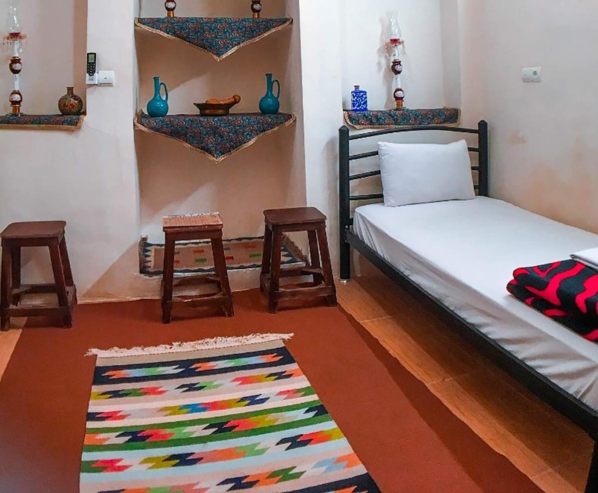 Kamalalmolk Guest House photo 2