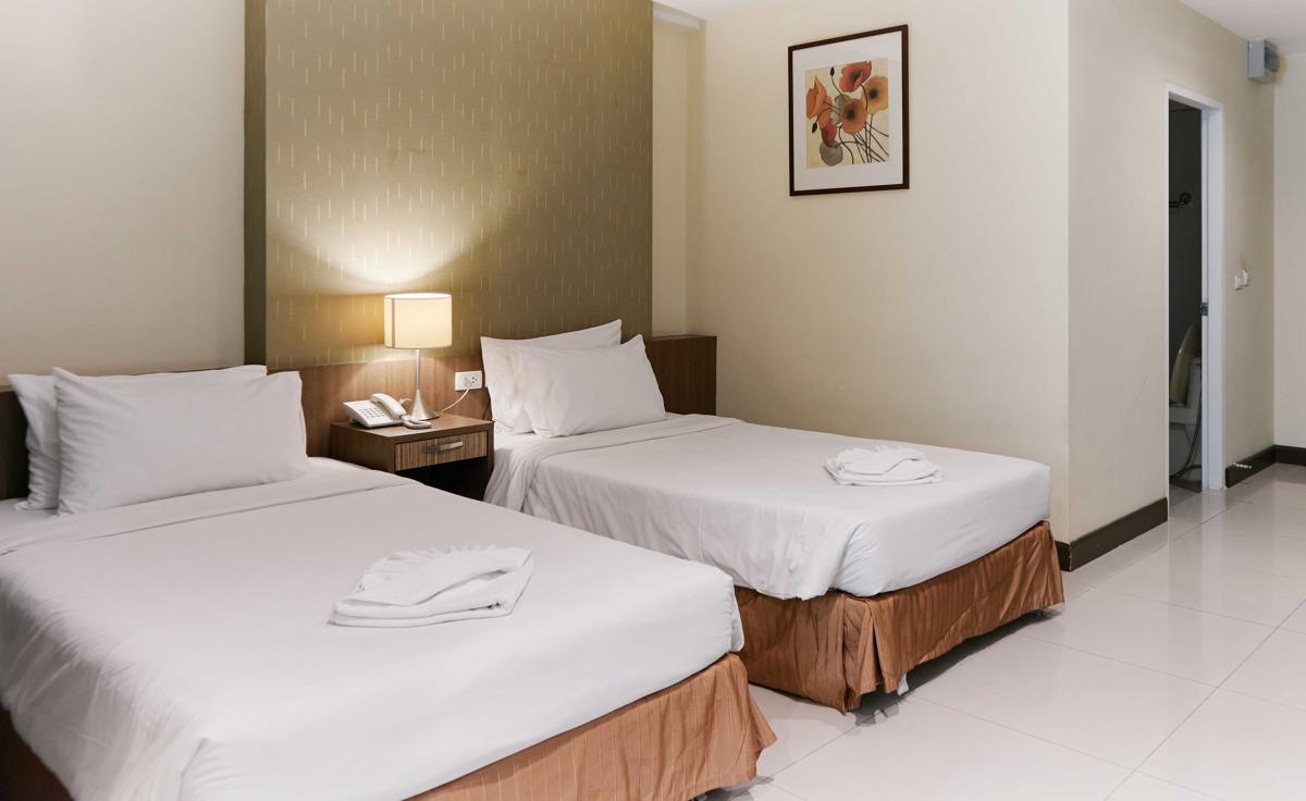 Sunday Platinum Suites photo 2