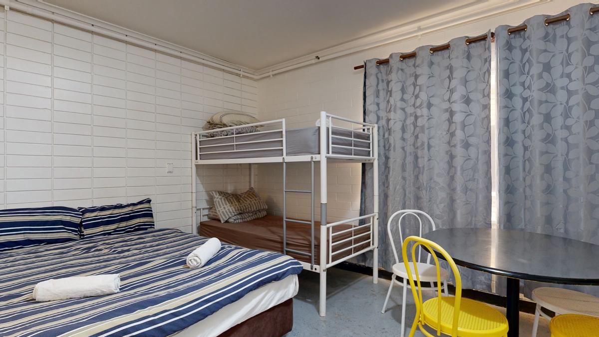 Adelaide Backpackers and Travellers inn photo 4