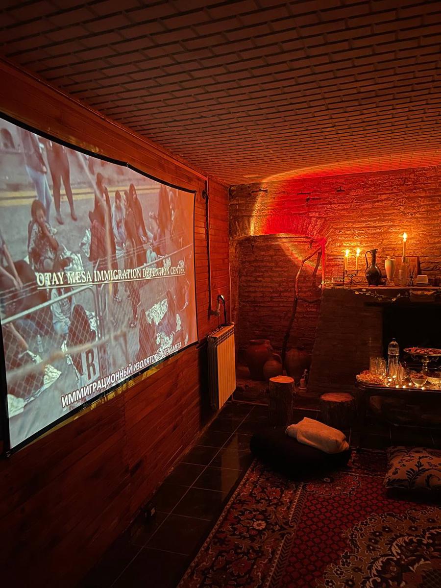 ART VIBE Orbeliani Hostel photo 4