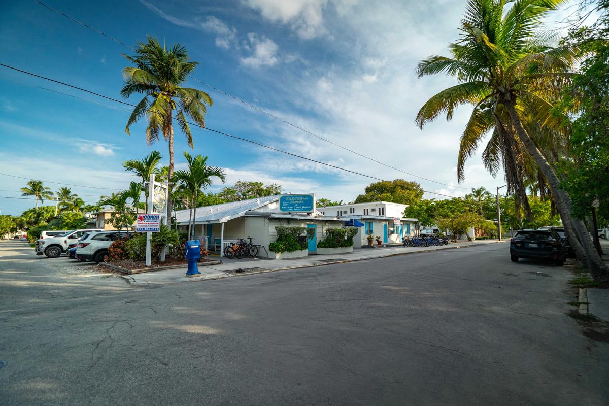 Seashell International Hostel And Motel photo 1