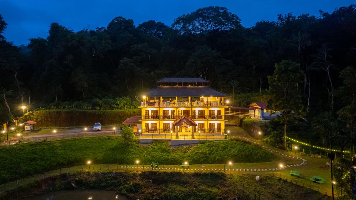 The Hosteller Coorg Rainforest, Madikeri photo 1
