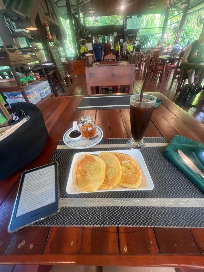 Khao Sok Riverside Cottages photo 6