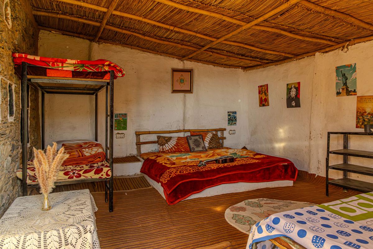 Stone Age Huts and Hostel photo 4