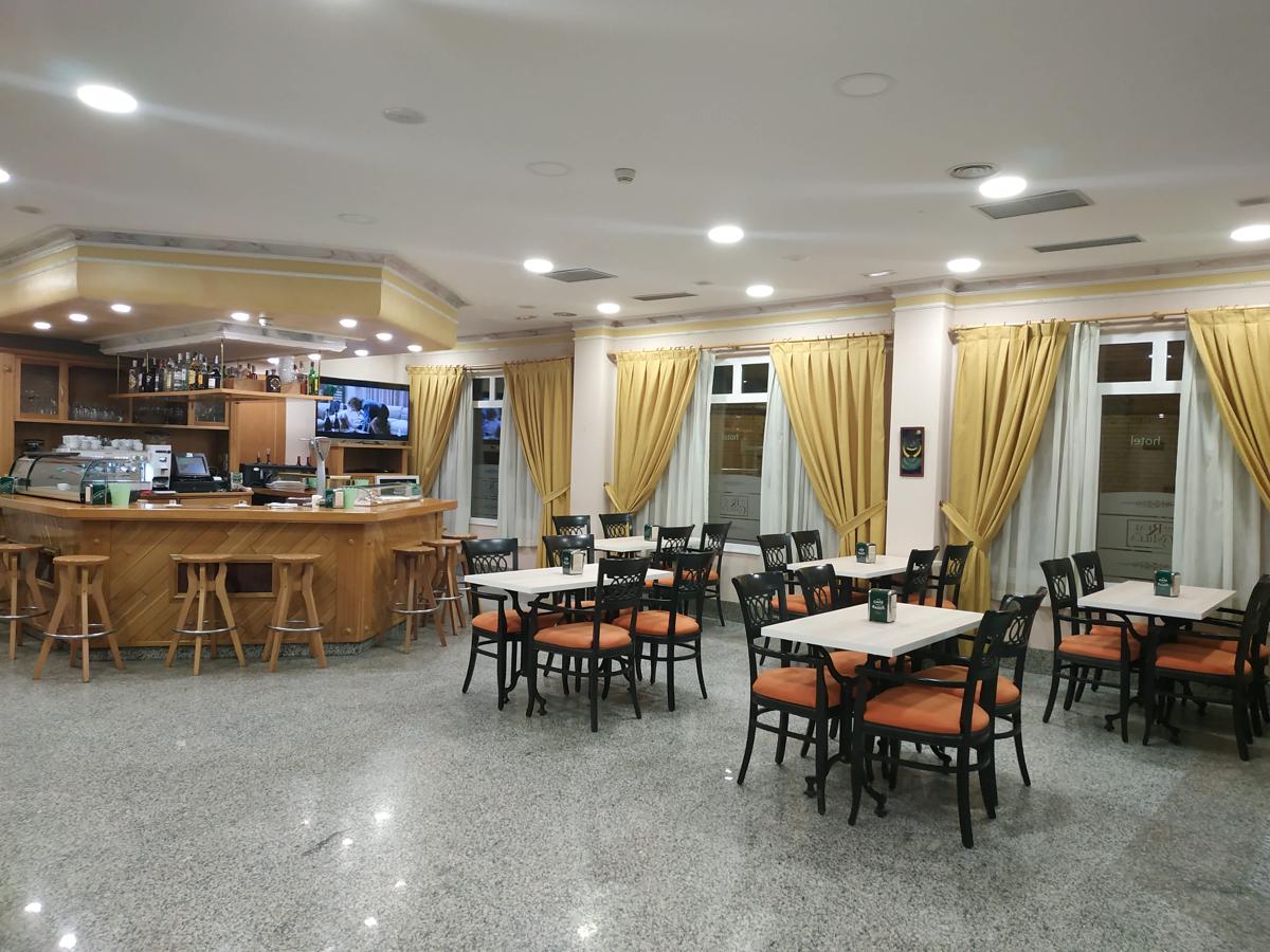 Hotel Real de Castilla photo 2