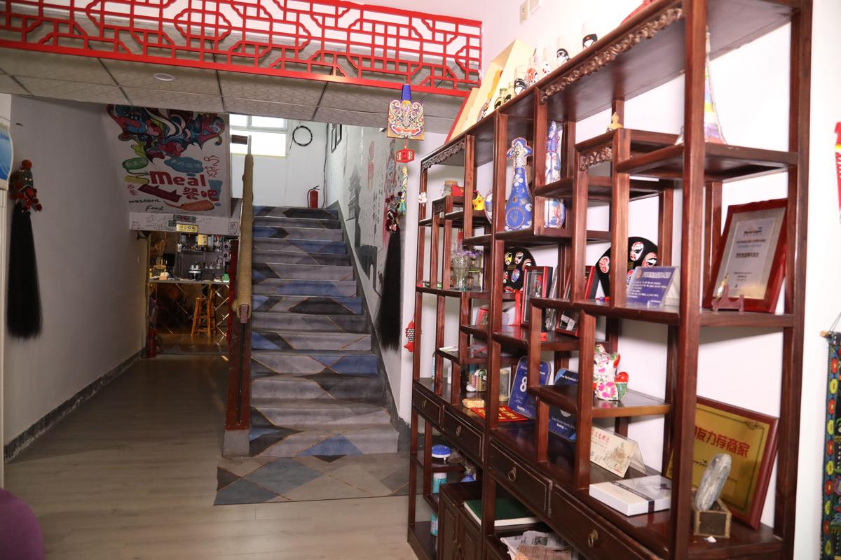 Face Book Youth Hostel photo 2