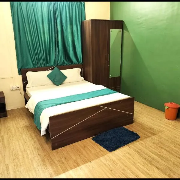 6 CR Hotel Natraj photo 5