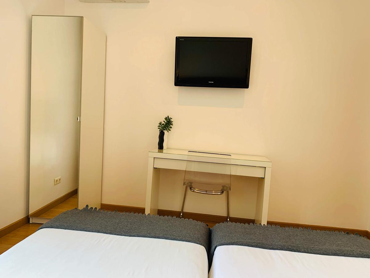 Super Balmes Guest House photo 4