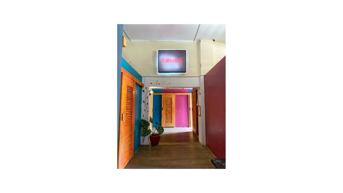 Pomme Hostel Restaurant & Bar photo 2