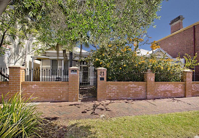 myOZexp Palmerston Lodge photo 1