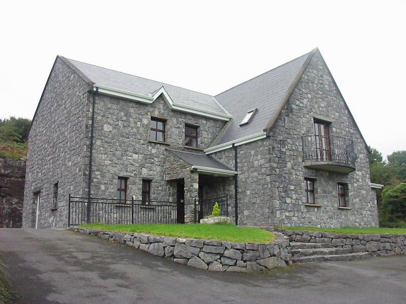 Clare's Rock Hostel photo 2