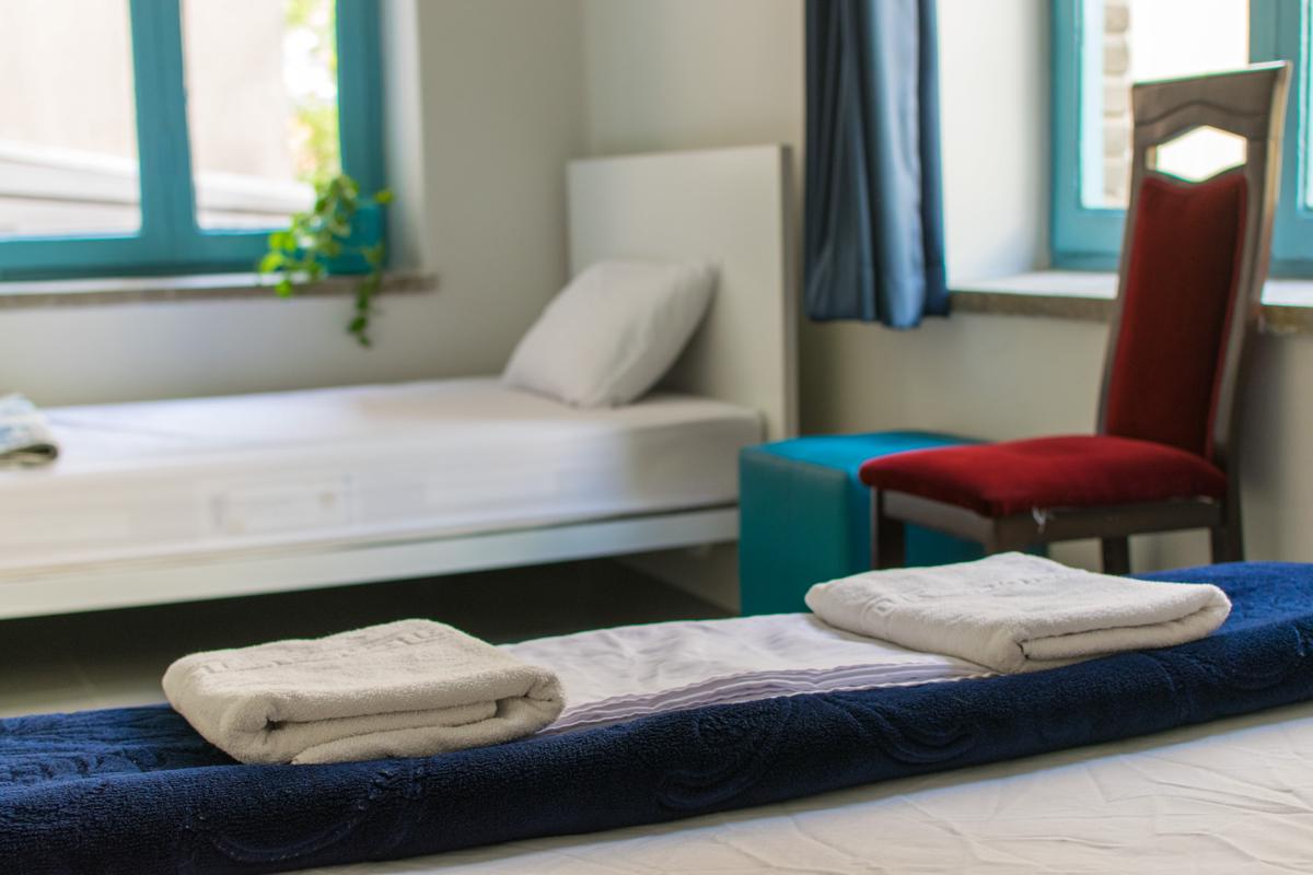 HI Tehran Hostel photo 2