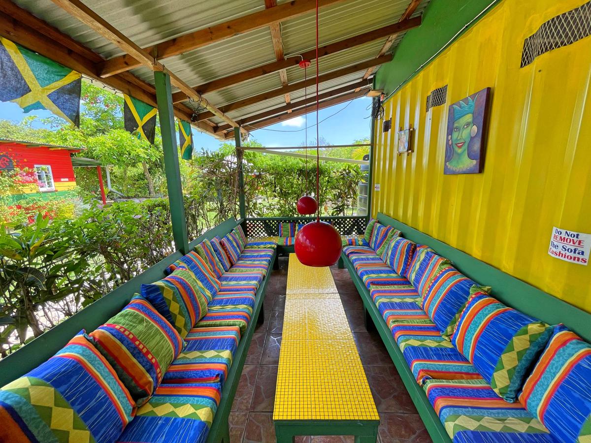 Judy House - Lewi's Backpacker Hostel photo 1