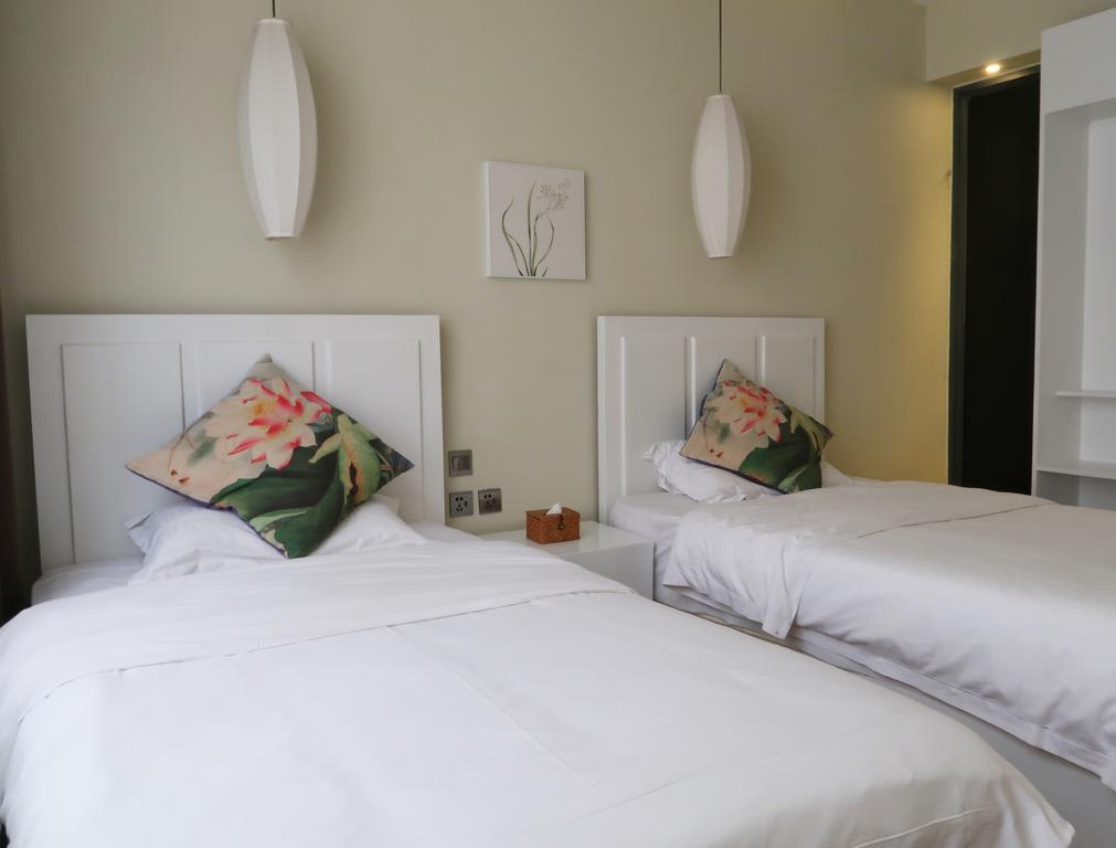 The Jade Emu International Hostel photo 4