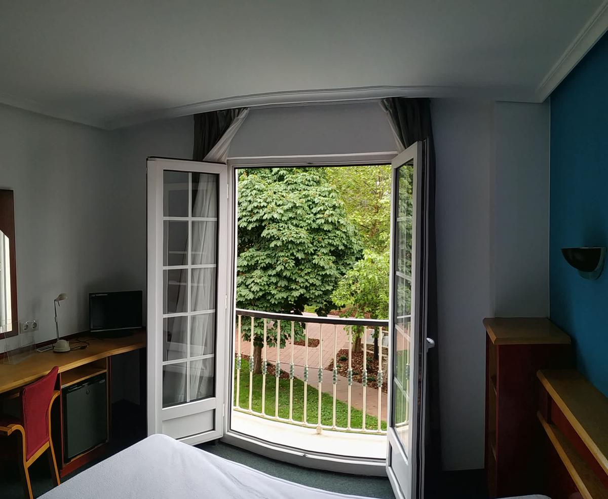 Hotel La Campana photo 3