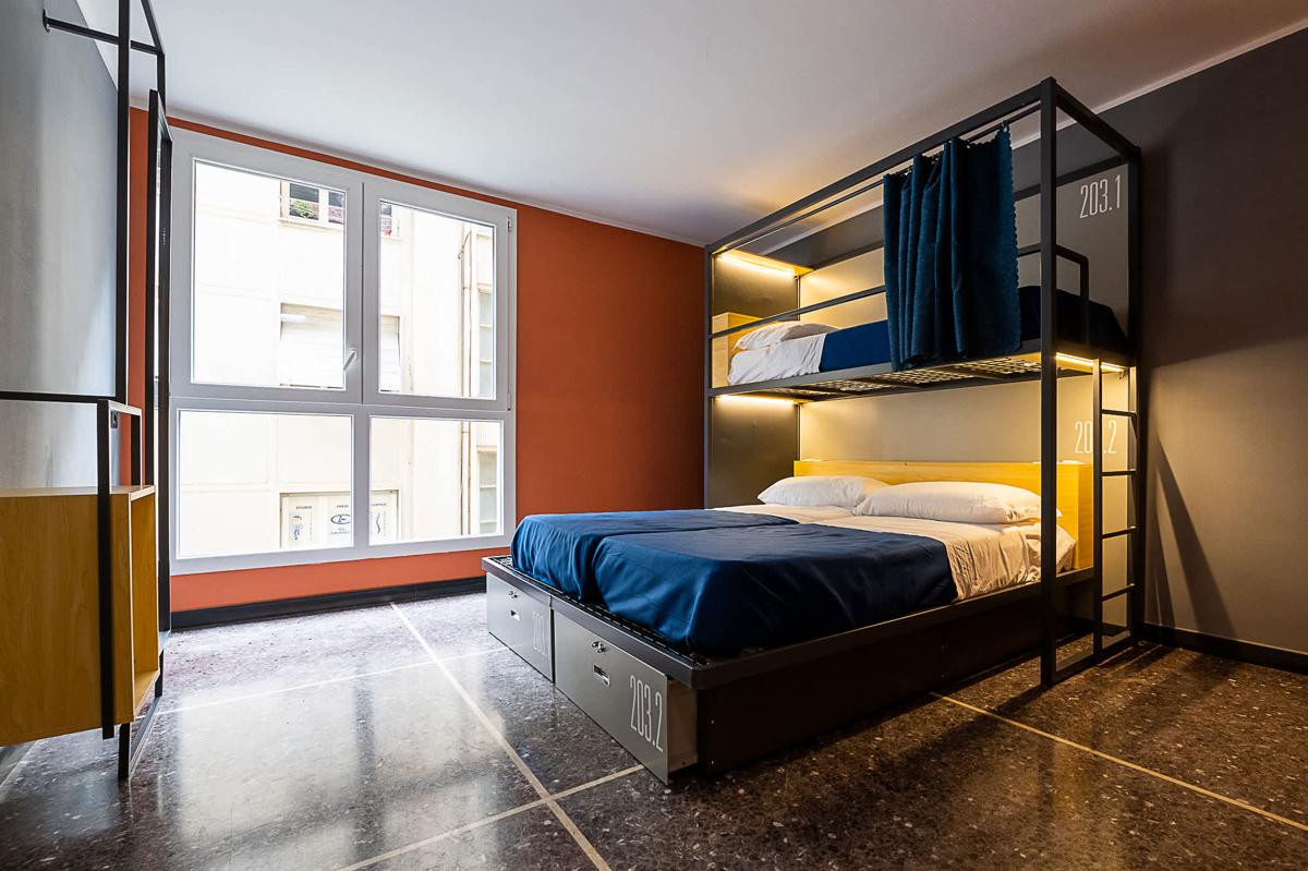 Marathon Hostel photo 2