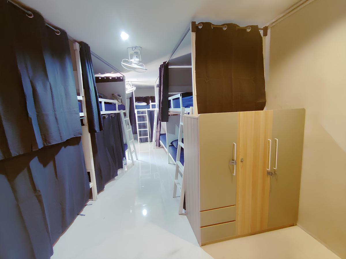 Baby Shark Hostel Loh Dalum Bay photo 2