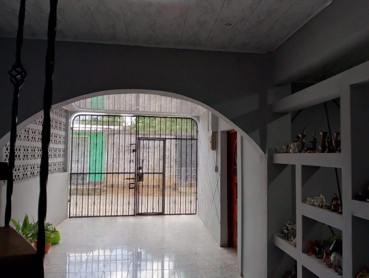 Lirio Green Hostal photo 3