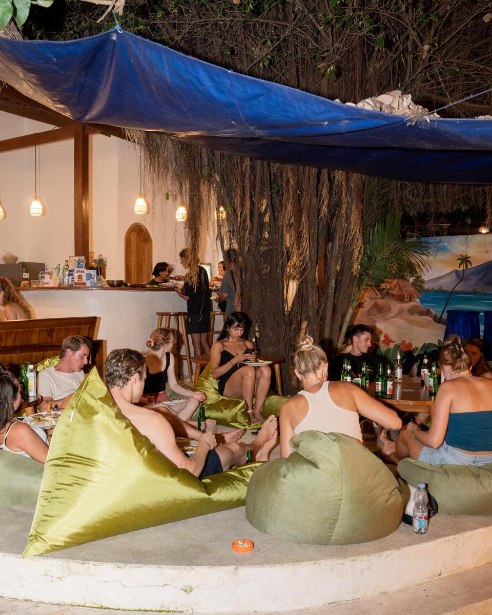 Lost Inn Kuta Hostel photo 2