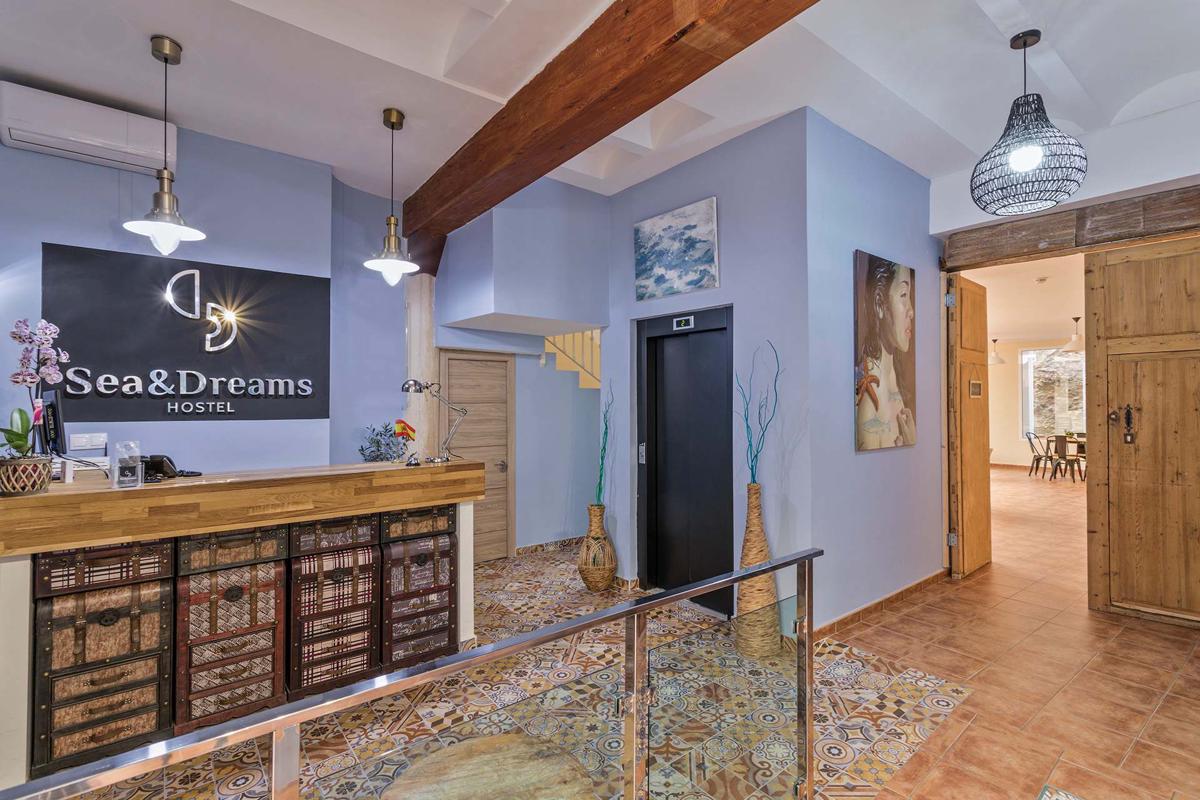 Hostel Sea & Dreams Calpe photo 2