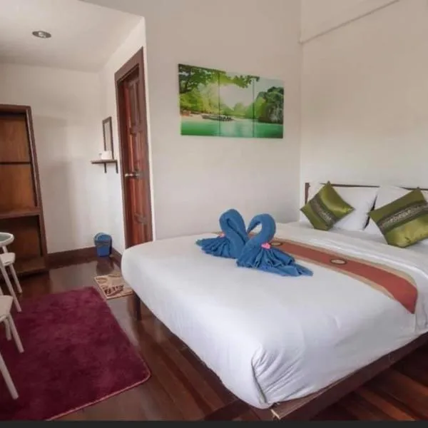 Nitro House Koh Tao photo 5