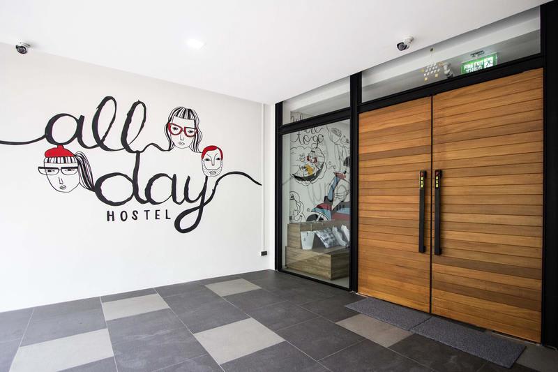 All day hostel @ BTS Bang Chak photo 1