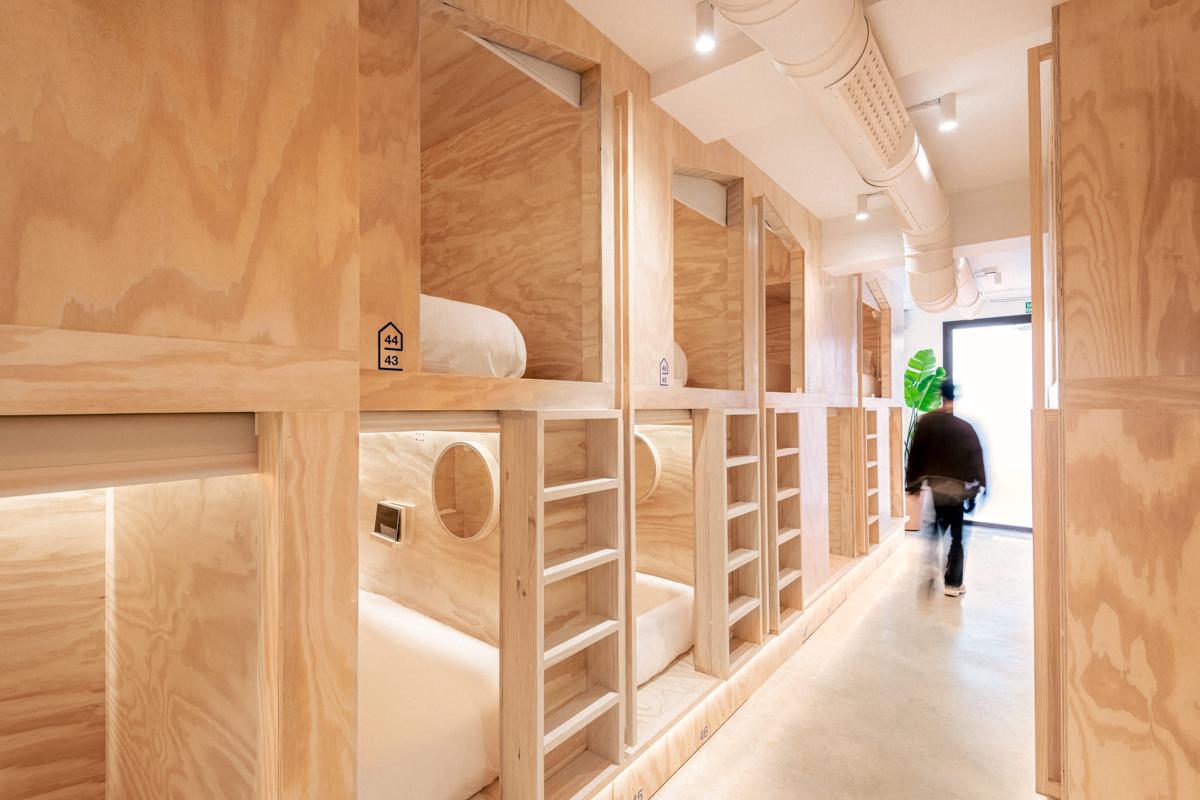 Colo Colo The Smart Hostel Valencia photo 3