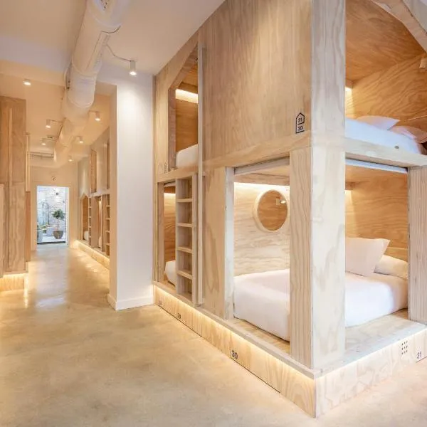 Colo Colo The Smart Hostel Valencia photo 5