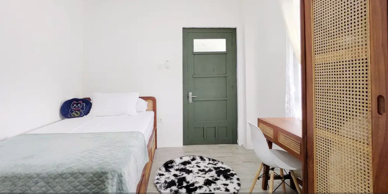 Art Hostel Jogja photo 3