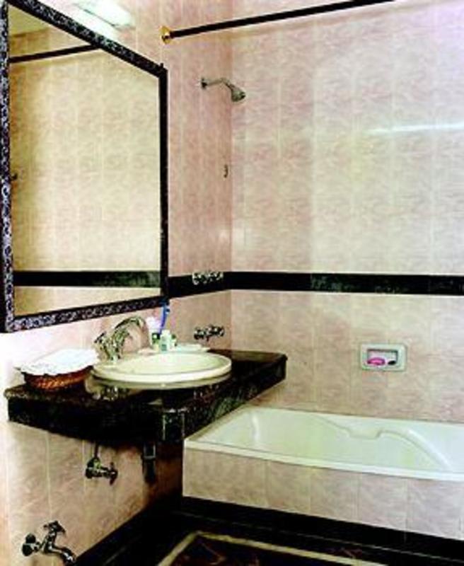 Hotel Sunshine photo 2