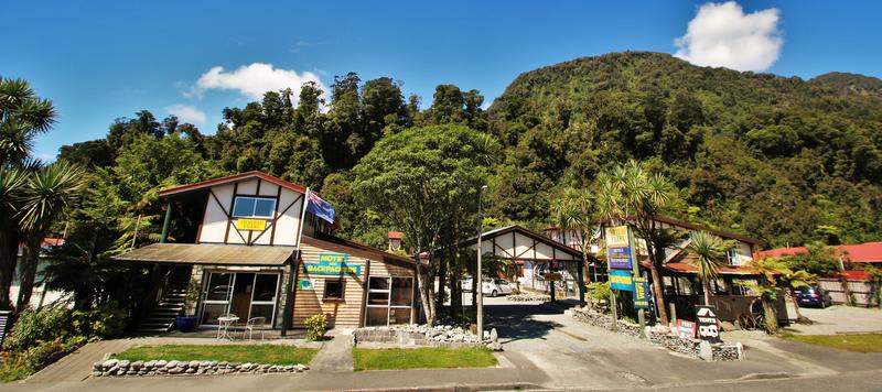 Chateau Backpacker & Motels photo 1
