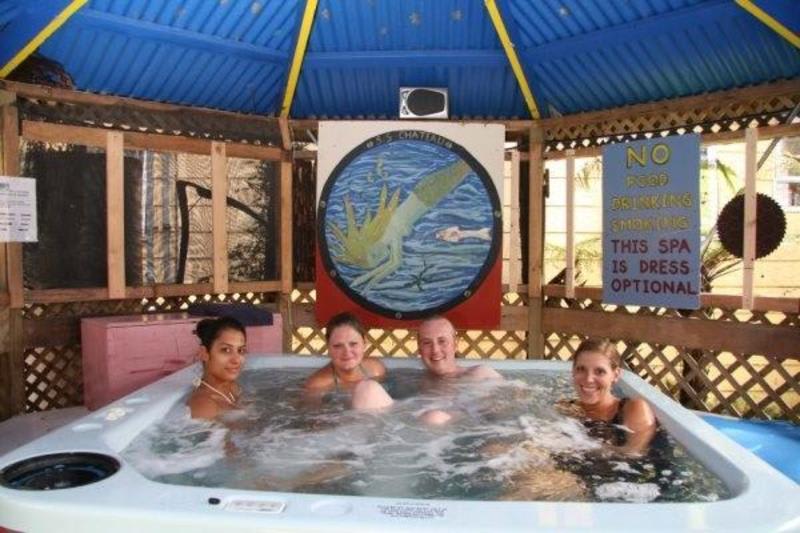 Chateau Backpacker & Motels photo 2