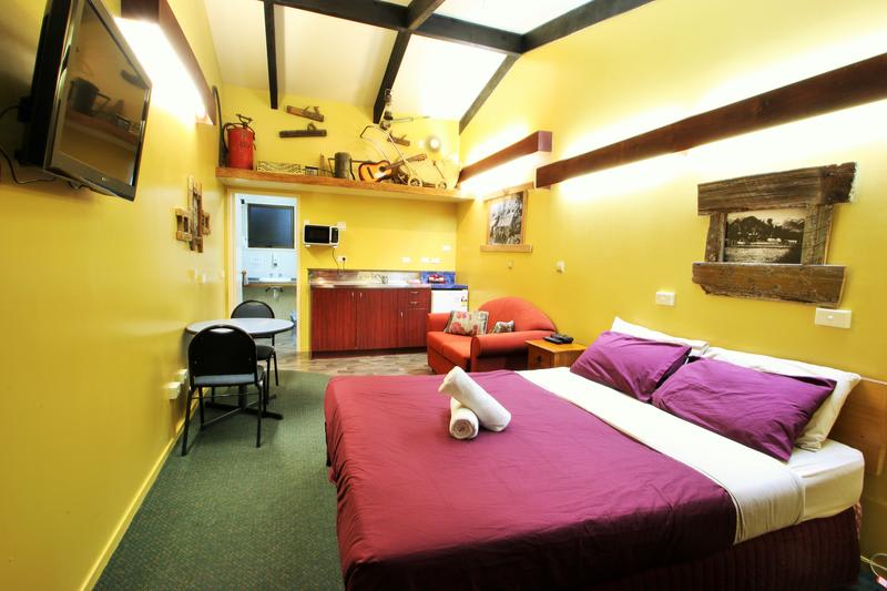 Chateau Backpacker & Motels photo 3