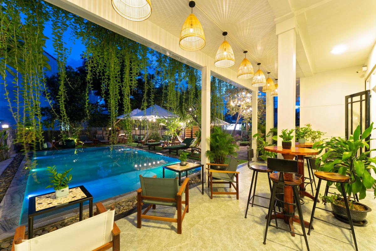 Luxury Hostel - Palmara Poolvilla photo 2