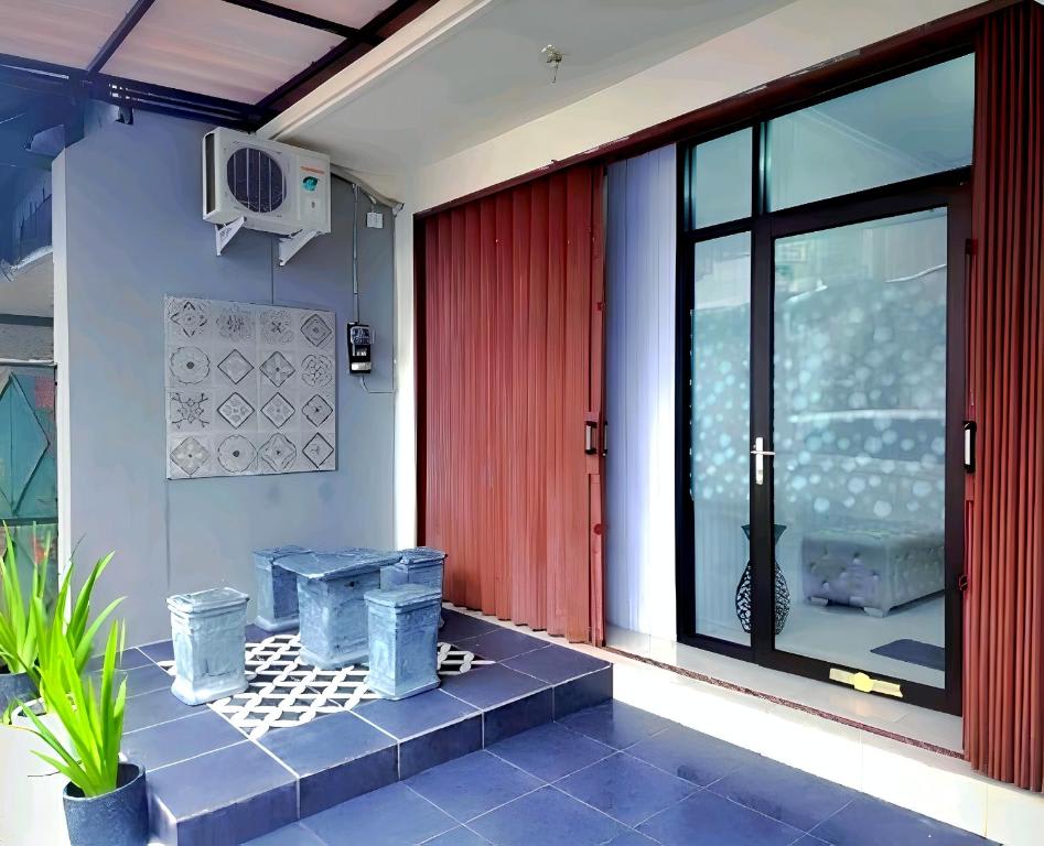 De Patuk Homestay photo 3