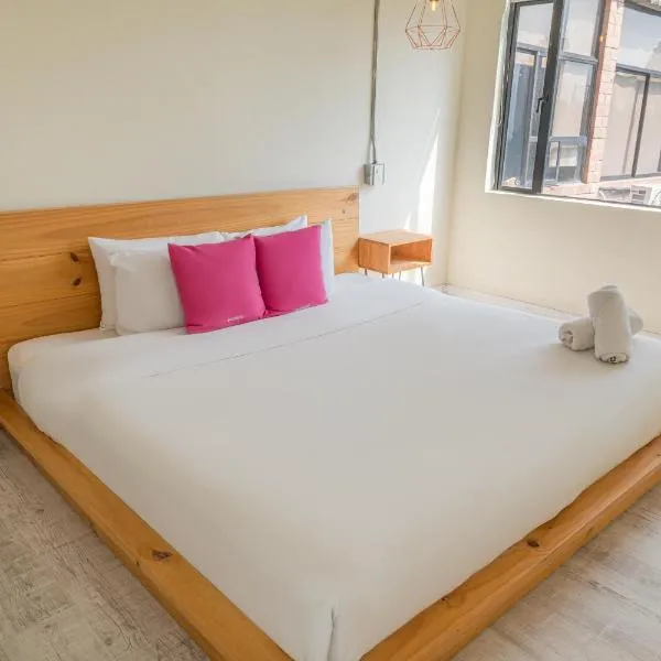 Yolo Hostel Medellin photo 5