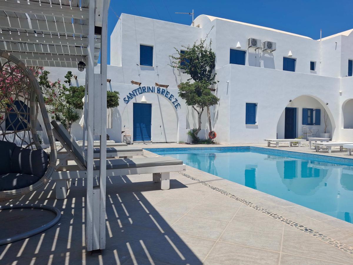 Santorini Breeze Studios photo 1