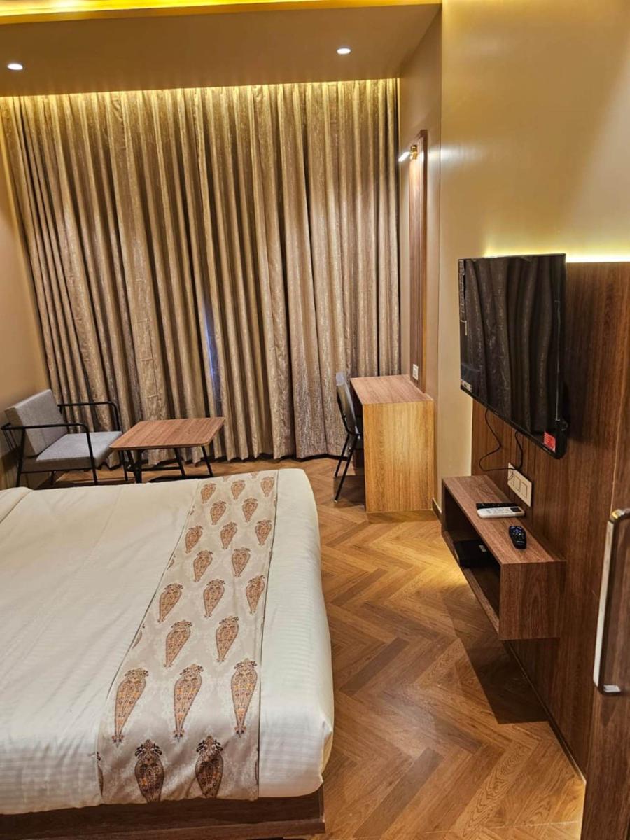 Vishnu Pratibha Executive Rooms photo 4