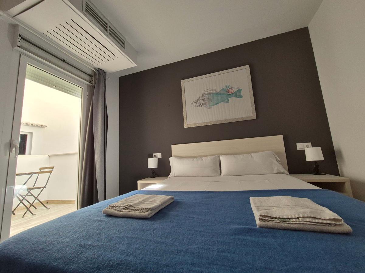 Blu Hostal Diana photo 4