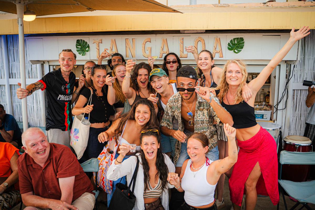 Doña Rose Surf Hostel photo 2
