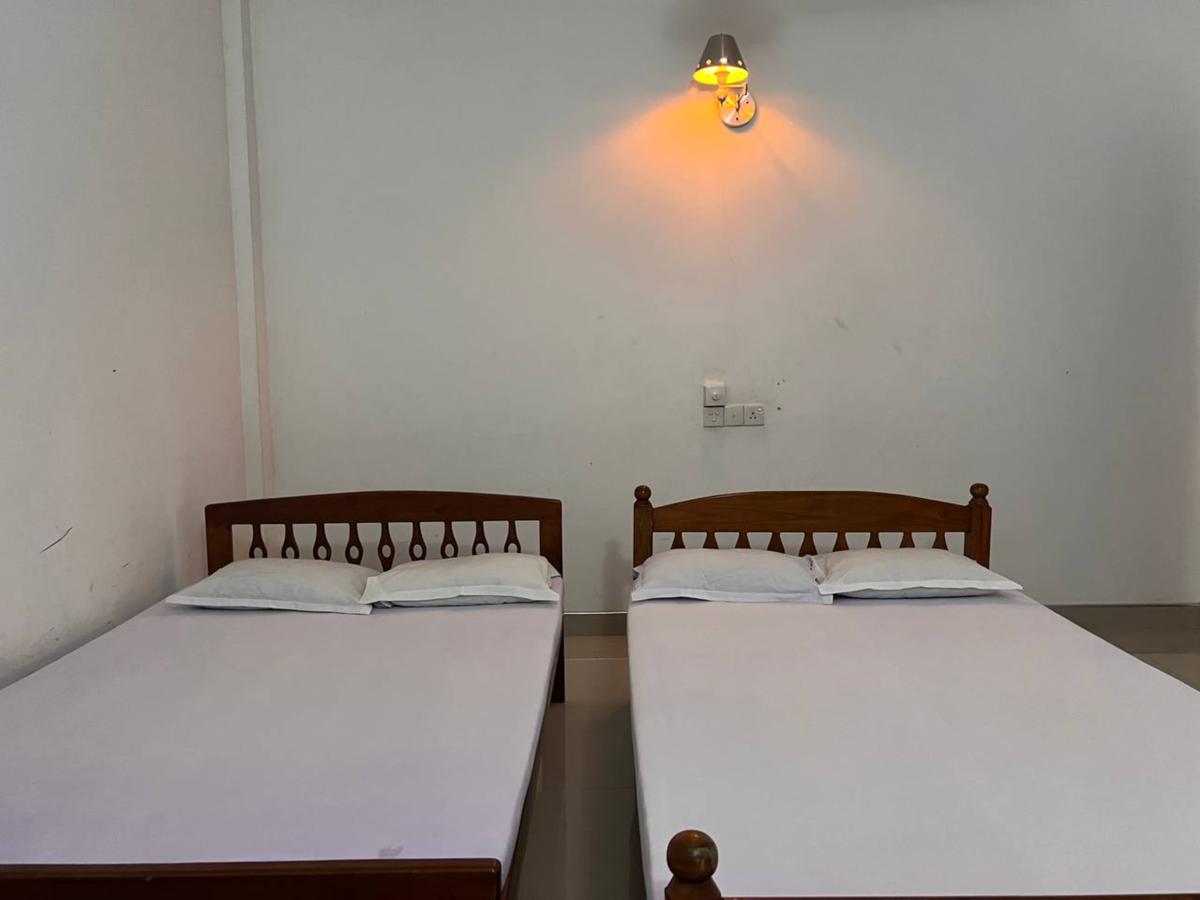 Eastern Holiday Resort and Restaurant photo 2