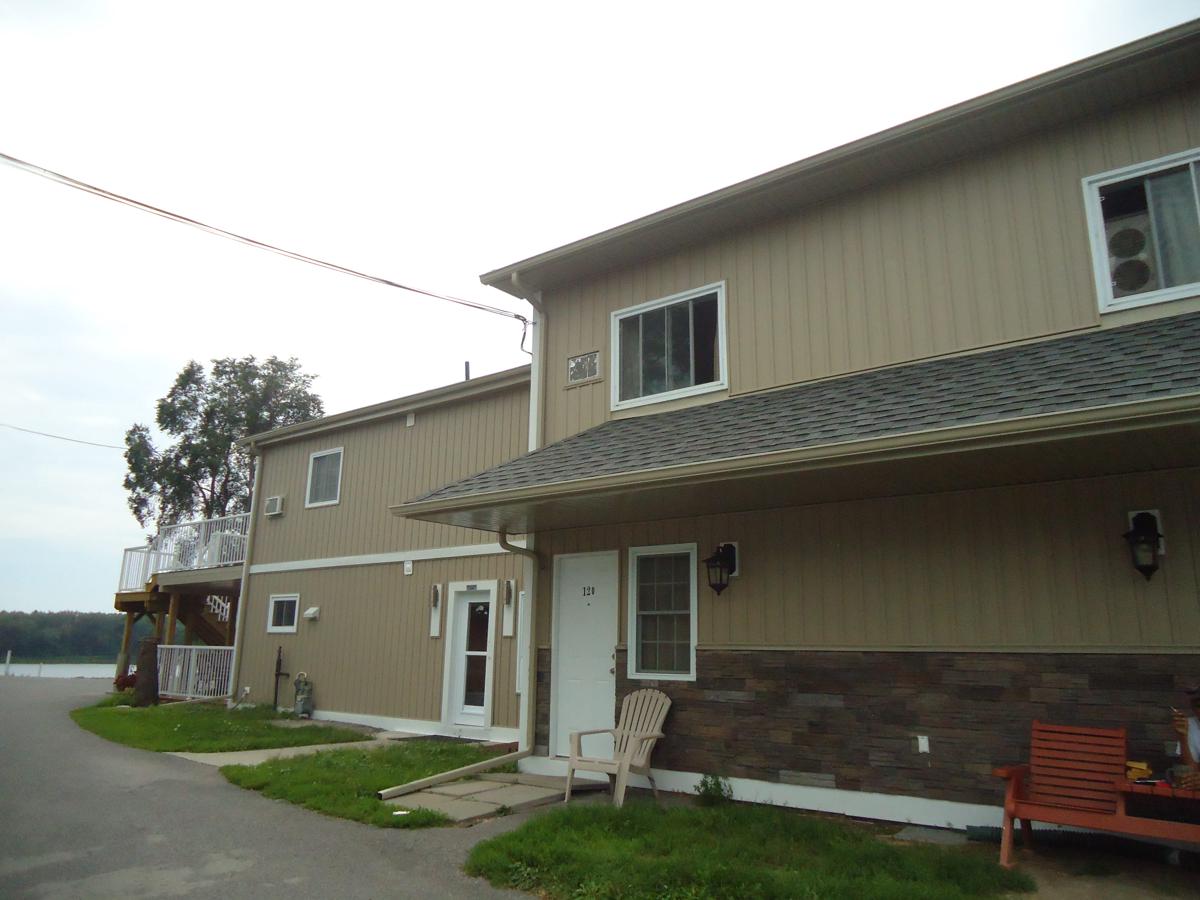 Bayside Inn & Waterfront Suites photo 2