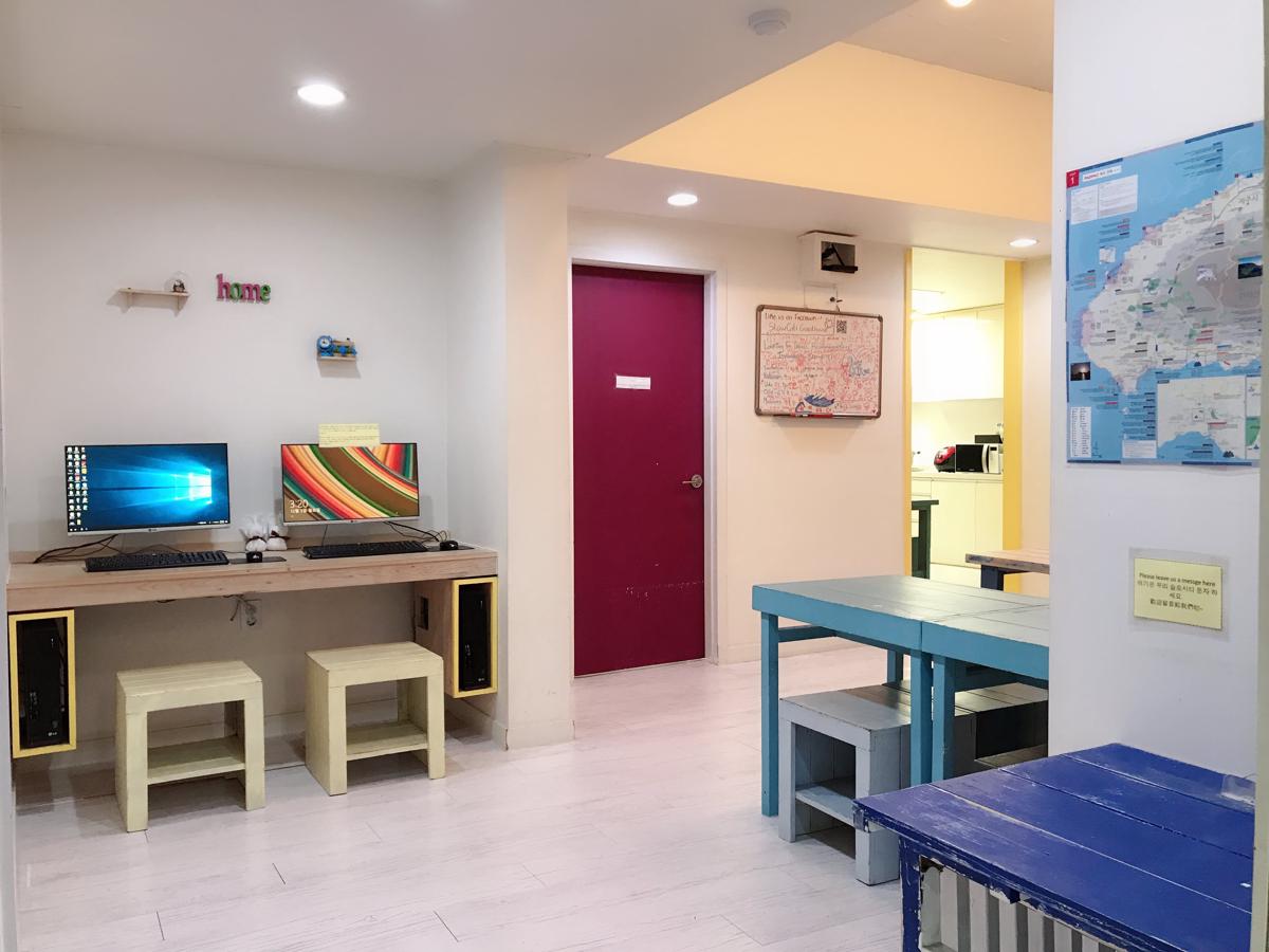 SLOW CITI Hostel photo 4