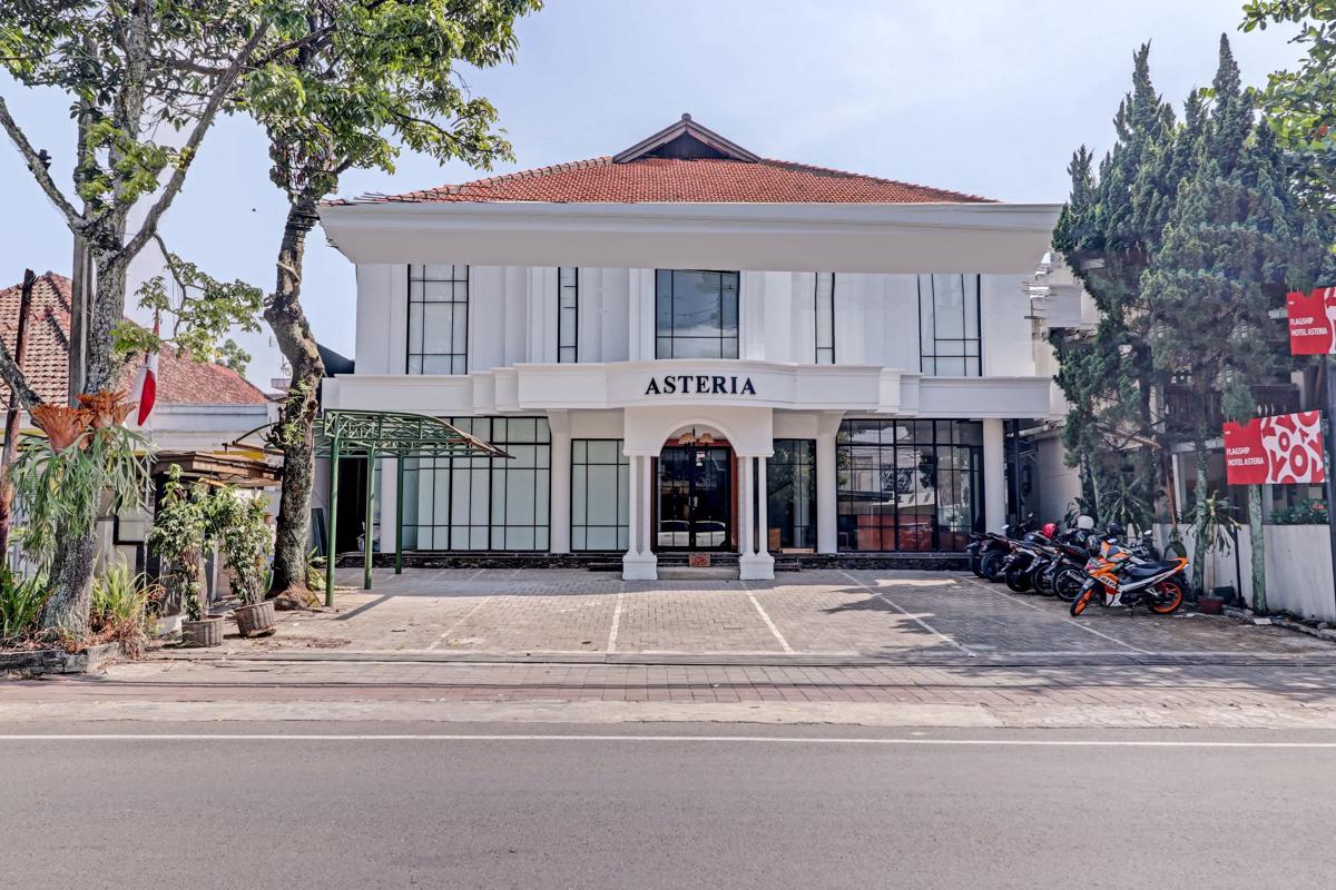 Collection O Hotel Asteria photo 2