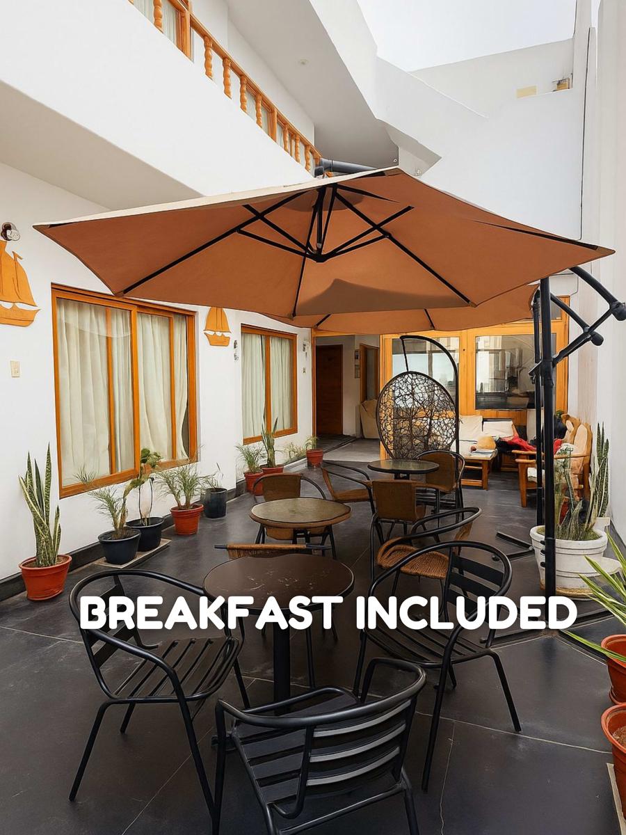 Ravenala Paracas Hostel photo 1