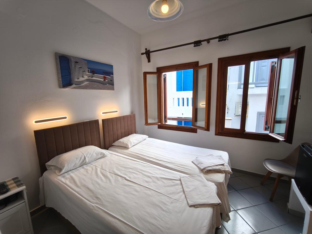 Maria Eleni Guesthouse photo 2